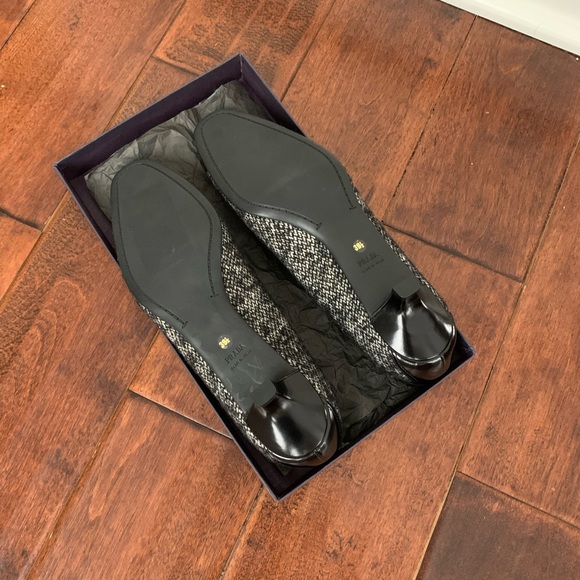 PRADA Black & White Tweed Maryjane Pumps - Picture 7 of 7